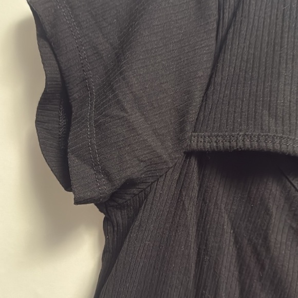 Guess top - Picture 4 of 4